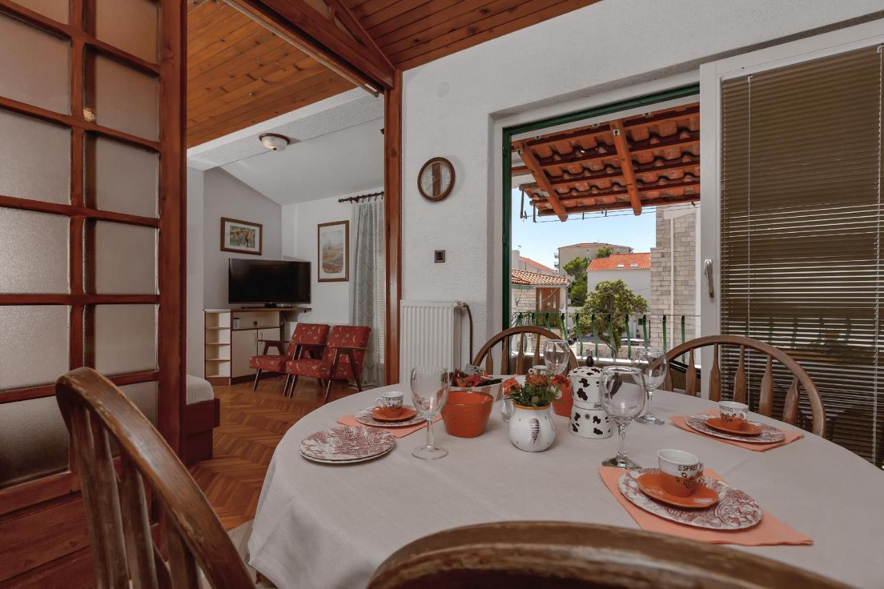 Apartments Carmen Makarska Exterior foto